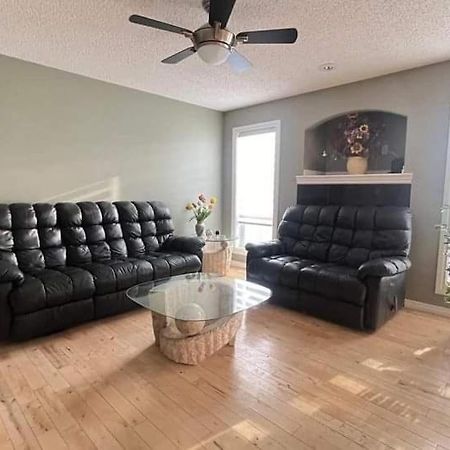 Monthly Accommodation Edmonton Londondery, Pilot Sound, Mcconachie Area Esterno foto